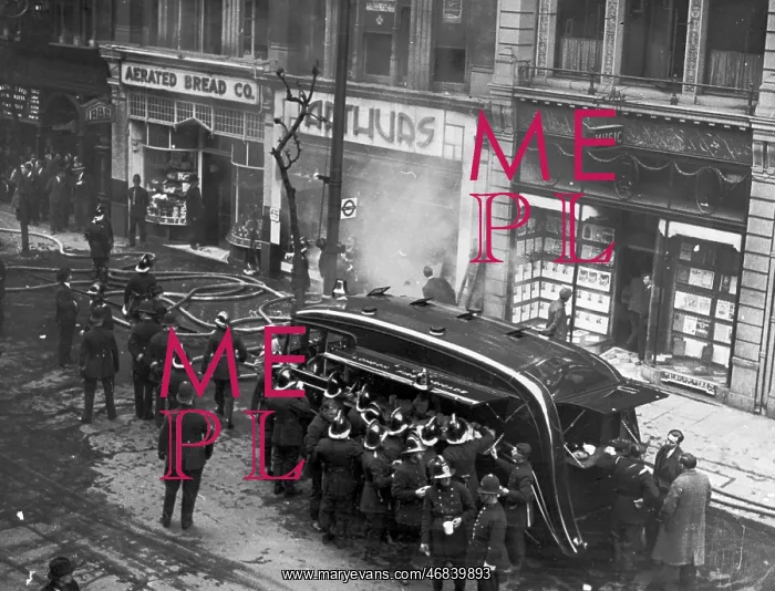 : London Fire Brigade canteen van at a fire : London Fire Brigade canteen van at a fire