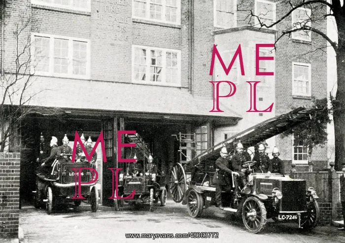 : London Fire Brigade with fire engines : London Fire Brigade with fire engines