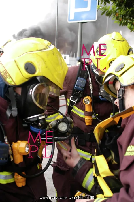 : London Fire Brigade firefighters respond to a fire : London Fire Brigade firefighters respond to a fire