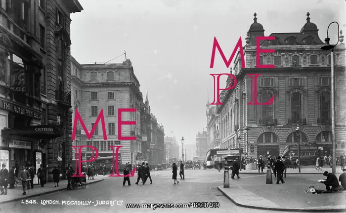 : London Piccadilly in the Past : London Piccadilly in the Past