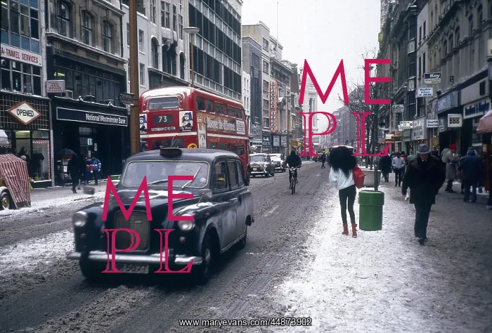  : LONDON SNOW