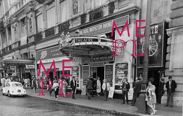 : LONDON THEATRELAND : LONDON THEATRELAND