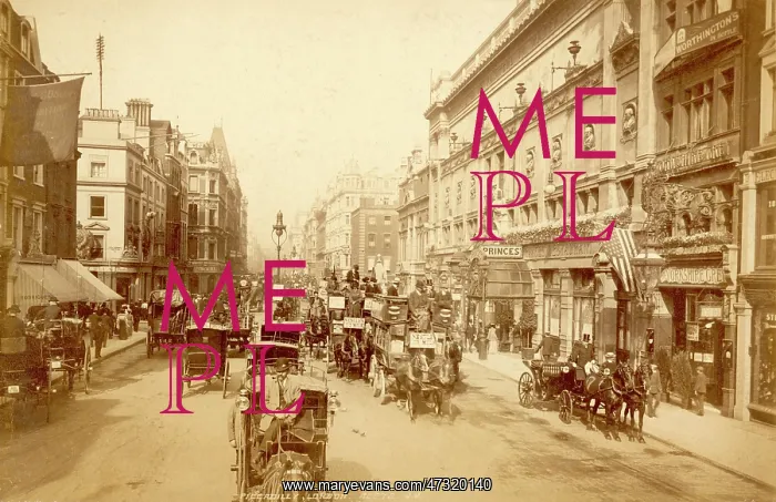 : LONDON'S PICCADILLY : LONDON'S PICCADILLY