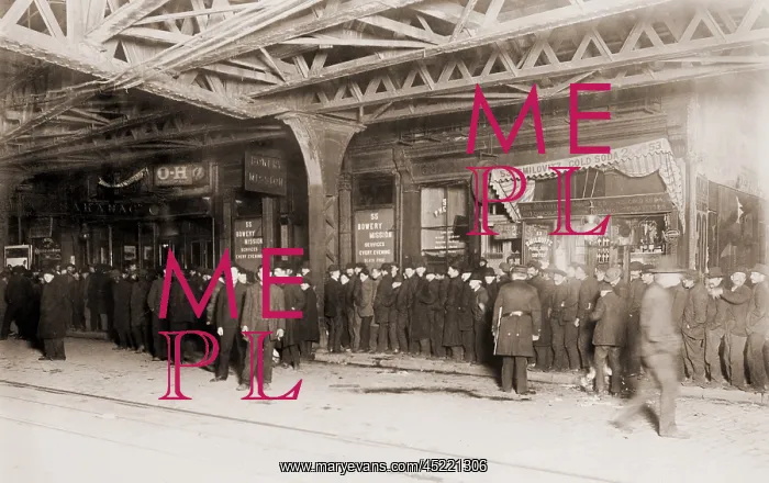 : Long Bread line with police presence, outside ? : Long Bread line with police presence, outside ?