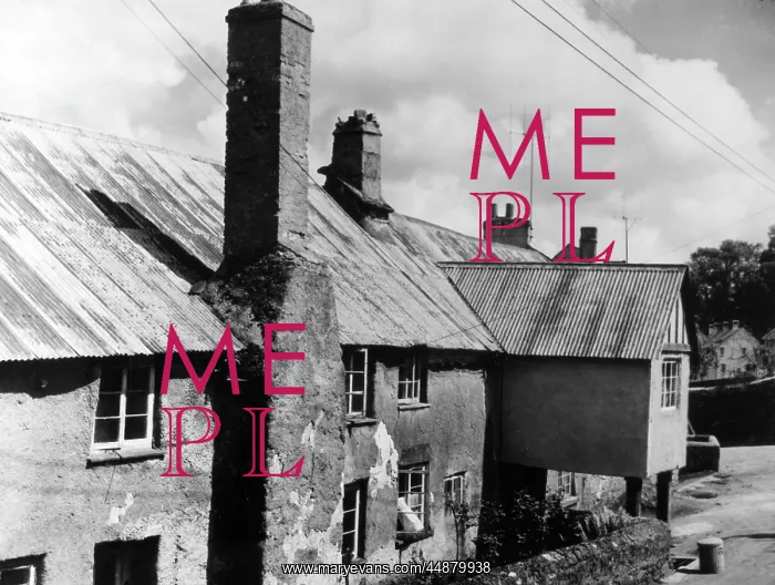 : LONGLANDS FARMHOUSE : LONGLANDS FARMHOUSE