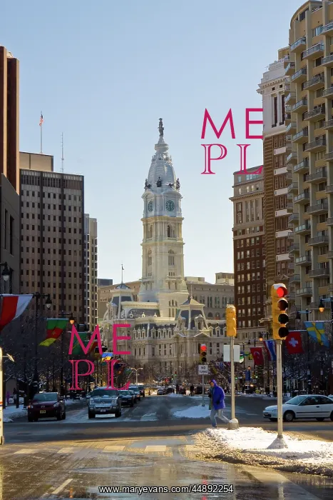 : LOOKING DOWN BEN FRANKLIN PARKWAY TO PHILADELPHIA : LOOKING DOWN BEN FRANKLIN PARKWAY TO PHILADELPHIA