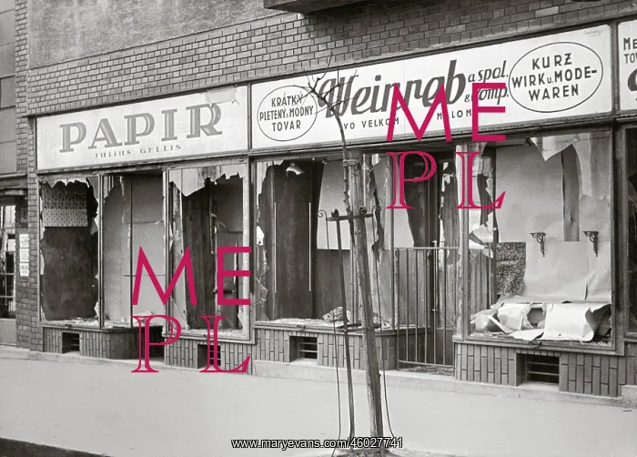 : Looted Jewish shops : Looted Jewish shops