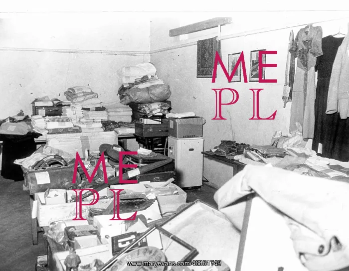 : Looted things of murderer Max Gufler : Looted things of murderer Max Gufler