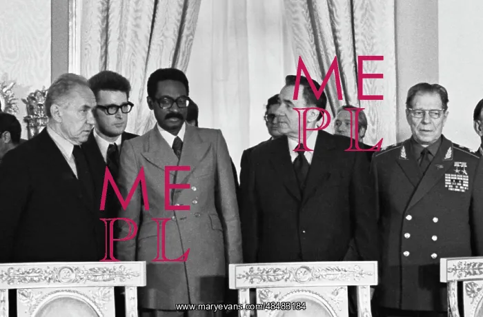 : Lopo do Nascimento visits USSR : Lopo do Nascimento visits USSR