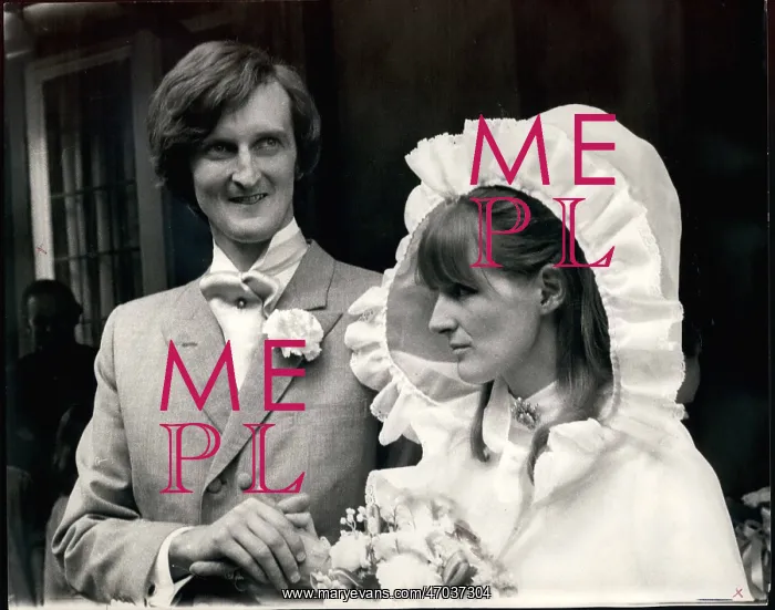 : Lord Christopher Thynne and Antonia Palmer, wedding : Lord Christopher Thynne and Antonia Palmer, wedding