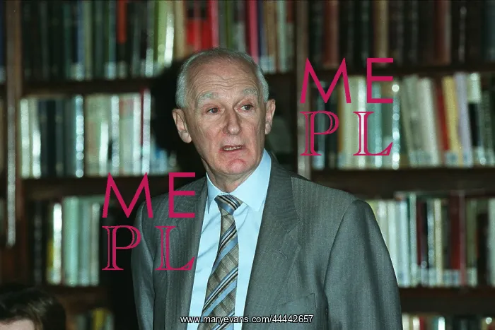 : Lord Dearing : Lord Dearing