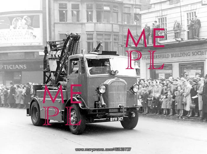 : Lord Mayor's Show, LFB breakdown lorry : Lord Mayor's Show, LFB breakdown lorry