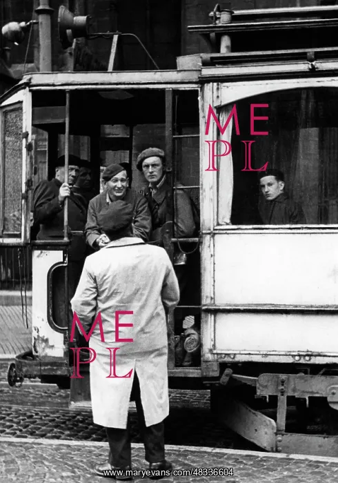 : Lorraine soldiers who were released from captivity, 1940 : Lorraine soldiers who were released from captivity, 1940