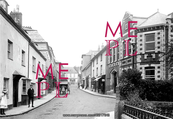  : Lostwithiel, Fore Street 1906