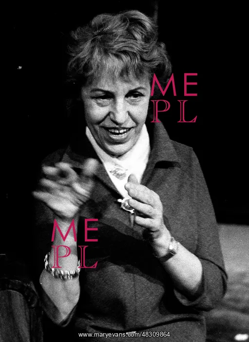 : Lotte Lenya - Austrian-American chanteuse : Lotte Lenya - Austrian-American chanteuse