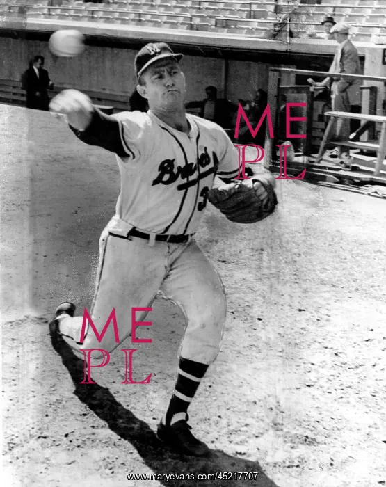 : Lou Burdette at County Stadium in Milwaukee ? : Lou Burdette at County Stadium in Milwaukee ?