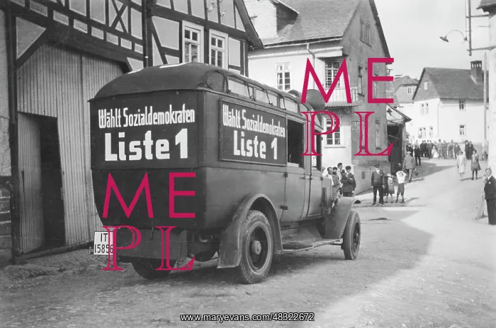 : Loudspeaker van of the SPD, 1930 : Loudspeaker van of the SPD, 1930
