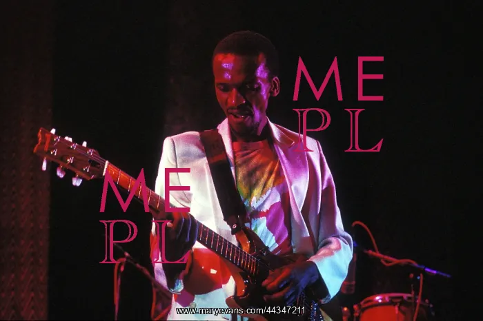 : Louis Mhlanga : Louis Mhlanga