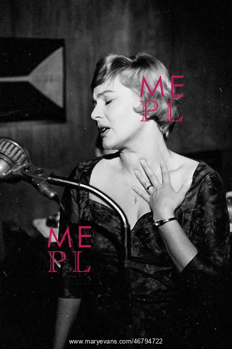 : Louise Martini : Louise Martini