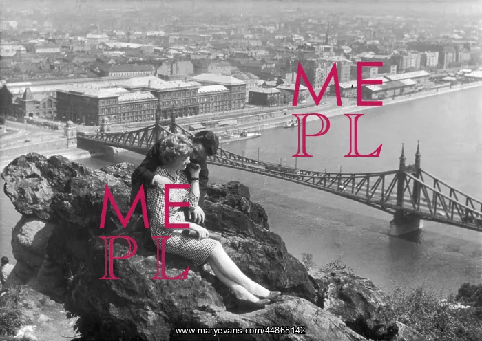  : LOVE ON THE DANUBE
