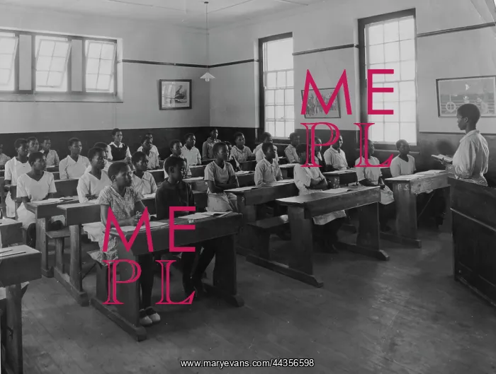 : Lovedale Institution: Girls class : Lovedale Institution: Girls class