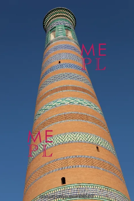 : Khiva. Low angle view of Islam Hodja Minaret, 1910 : Khiva. Low angle view of Islam Hodja Minaret, 1910