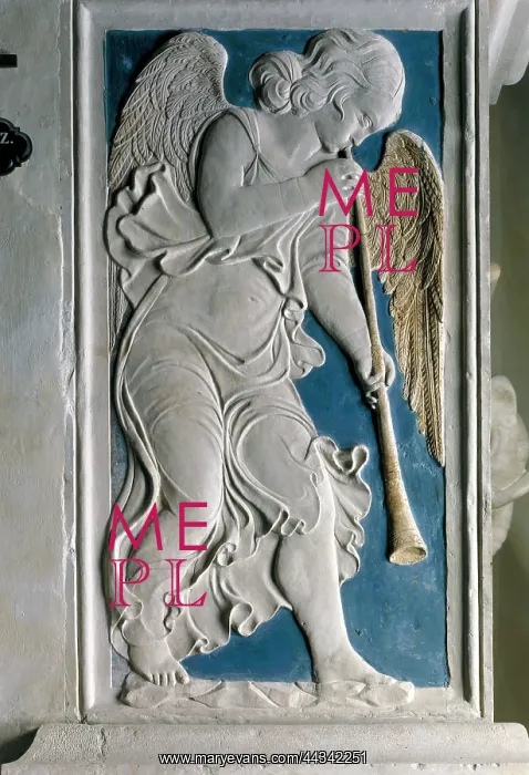 : Low relief of a horn : Low relief of a horn