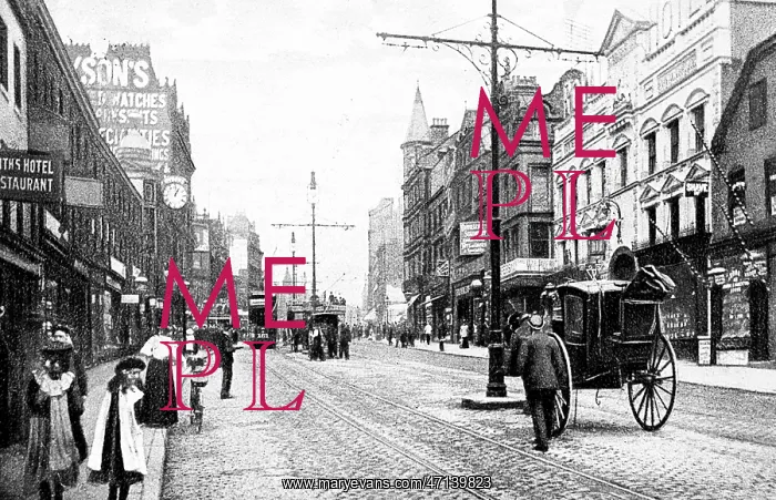  : Lower Briggate, Leeds early 1900s