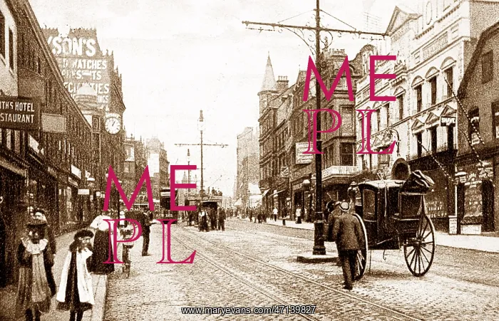  : Lower Briggate, Leeds early 1900s