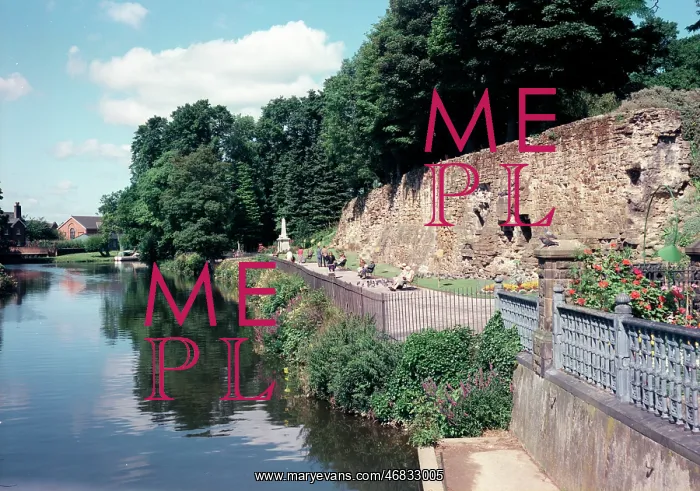 : Lower Castle Terrace and River Medway, Tonbridge : Lower Castle Terrace and River Medway, Tonbridge