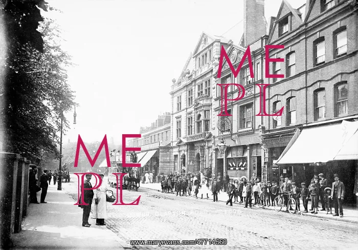 : Lower Clapton Road, Hackney, East London : Lower Clapton Road, Hackney, East London