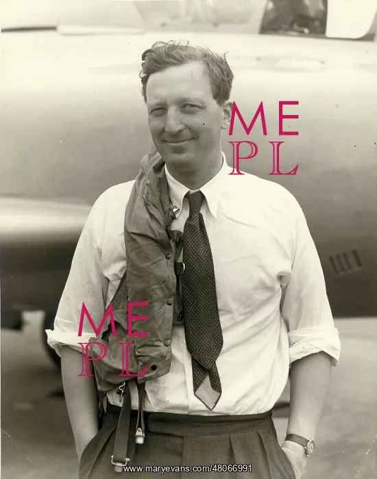 : Lt Cdr Michael John Lithgow OBE 1920-1963 : Lt Cdr Michael John Lithgow OBE 1920-1963