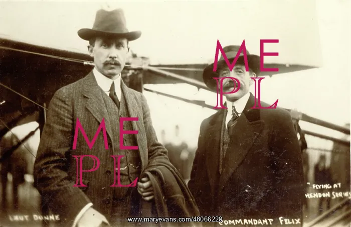 : Lt J W Dunne left with Commandant Felix : Lt J W Dunne left with Commandant Felix