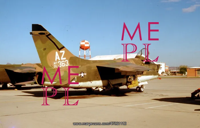 : LTV A-7D Corsair II 71-0363 : LTV A-7D Corsair II 71-0363