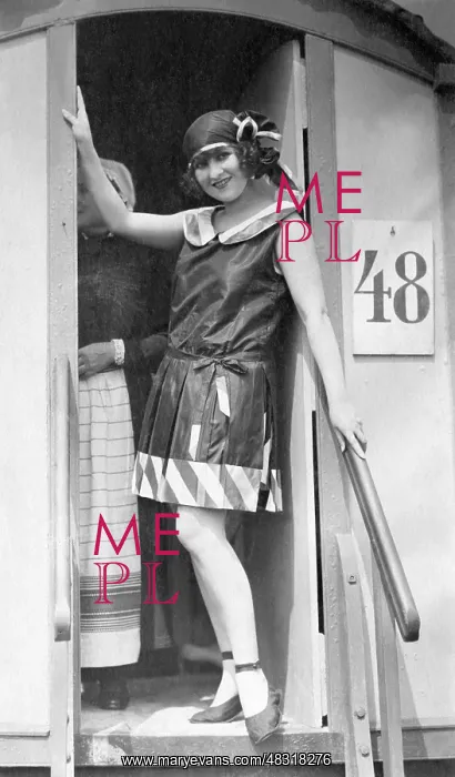 : Lucy Doraine, around 1924 : Lucy Doraine, around 1924