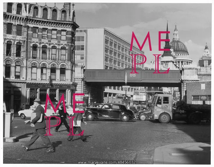 : LUDGATE CIRCUS : LUDGATE CIRCUS
