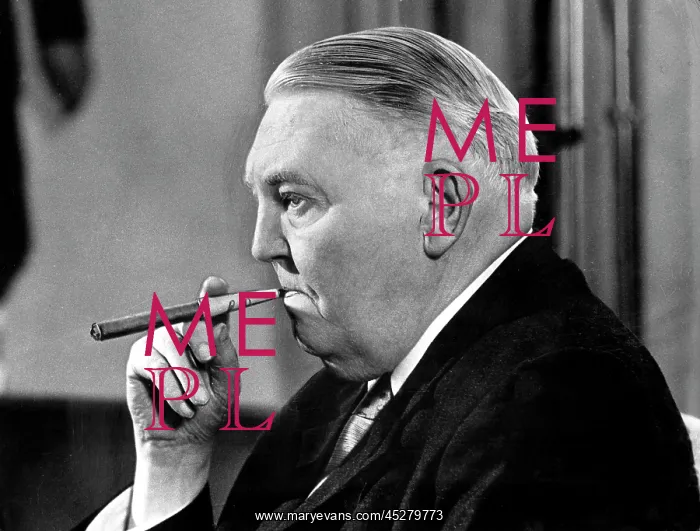 : Ludwig Erhard : Ludwig Erhard