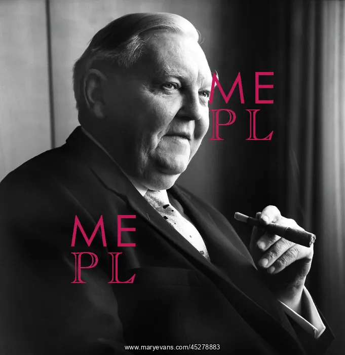 : Ludwig Erhard with cigar : Ludwig Erhard with cigar