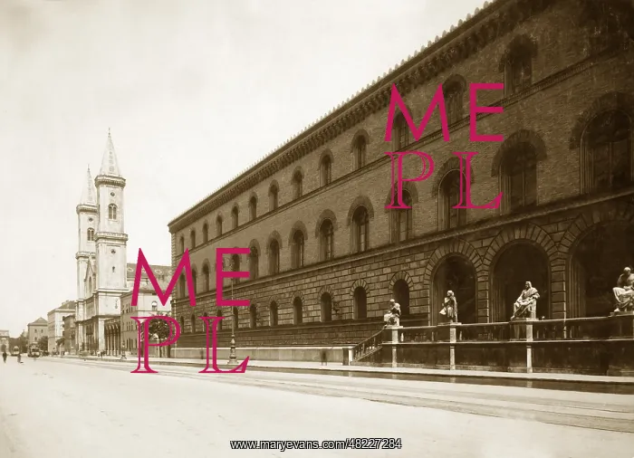 : Ludwigstrasse and State Library in Munich : Ludwigstrasse and State Library in Munich