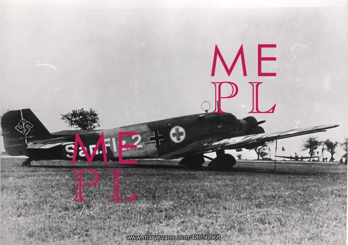 : A Luftwaffe Junkers Ju52 / 3m : A Luftwaffe Junkers Ju52 / 3m