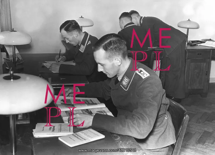 : Luftwaffe officers during their training, 1938 : Luftwaffe officers during their training, 1938