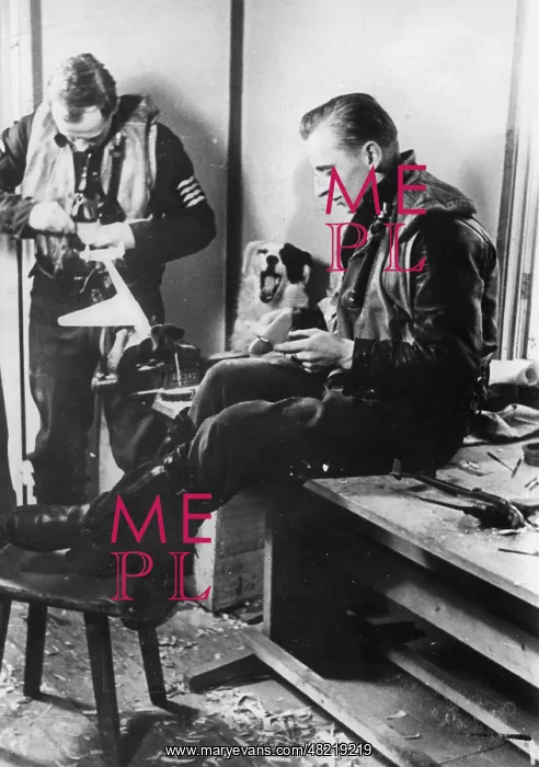 : Luftwaffe pilots when carving : Luftwaffe pilots when carving