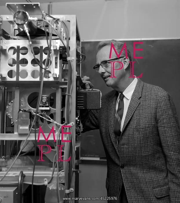: Luis W. Alvarez (1911-1988), American physicist ? : Luis W. Alvarez (1911-1988), American physicist ?