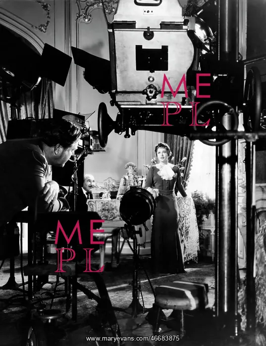 : Luise Rainer - actress woman : Luise Rainer - actress woman