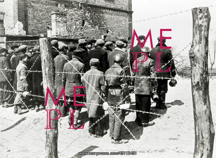 : Lunch break - Jews from the Warsaw Ghetto : Lunch break - Jews from the Warsaw Ghetto