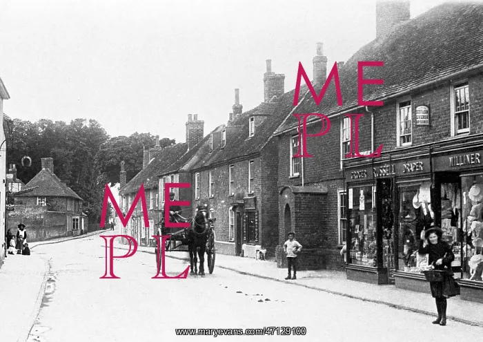  : Lydd High Street early 1900s