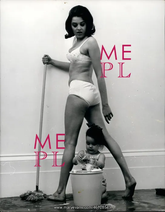 : Lynda Baron, New Queen of Satire : Lynda Baron, New Queen of Satire