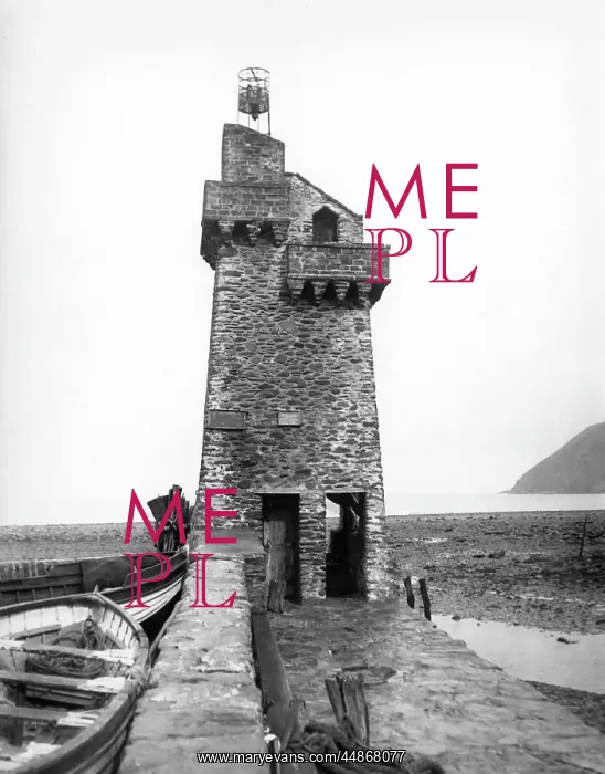 : LYNMOUTH LIGHTHOUSE : LYNMOUTH LIGHTHOUSE