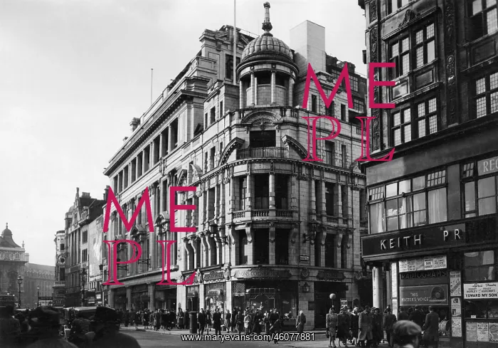 : Lyons Corner House, central London : Lyons Corner House, central London