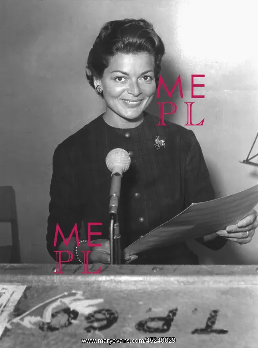 : Lys Assia. Swiss singer Lys Assia records her new song in a music studio : Lys Assia. Swiss singer Lys Assia records her new song in a music studio